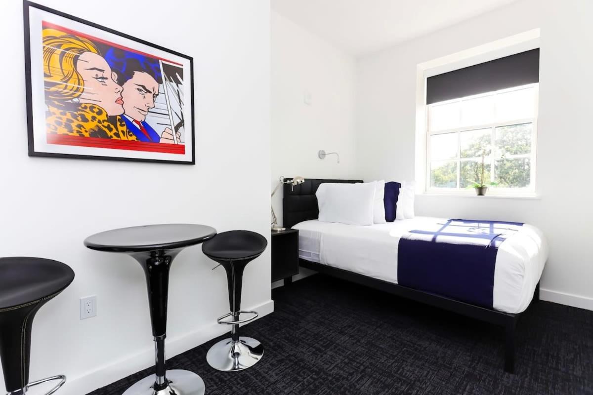 Modern Suite In Fenway Neighborhood Бостон Экстерьер фото